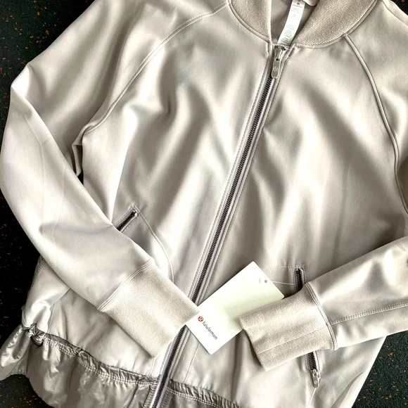 Lululemon Swept Along Jacket - NWT - Picture 1 of 4
